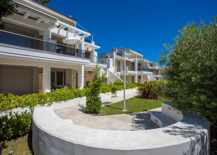 Luxury On The Sea Kassandra